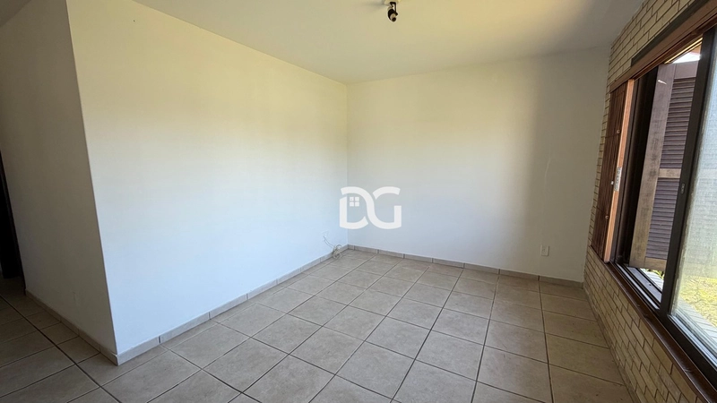 Casa composta por 3 dormitórios, sendo 1 suíte, oferecendo conforto: 7ª foto da galeria de imagens do imóvel