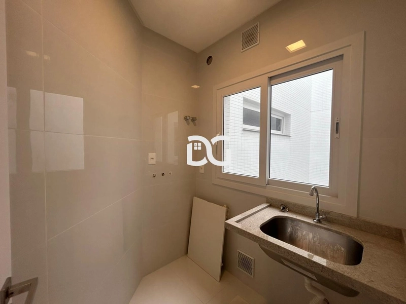 Apartamento elegante e funcional mobiliado e decorado: 22ª foto da galeria de imagens do imóvel