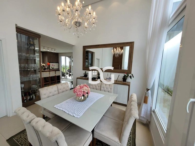 Casa em condomínio planejada para oferecer conforto e praticidade: 8ª foto da galeria de imagens do imóvel