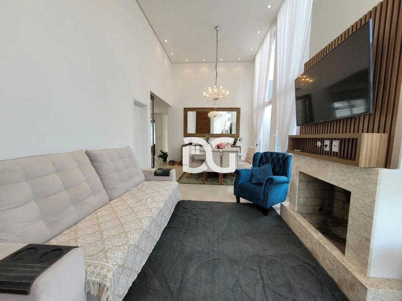 Casa em condomínio planejada para oferecer conforto e praticidade: 4ª foto da galeria de imagens do imóvel