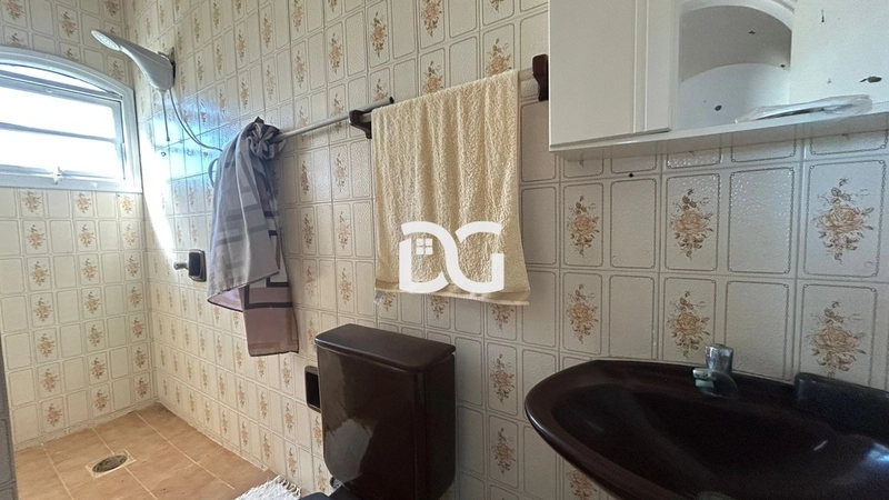 Ampla casa composta por 5 dormitórios, sendo 1 suíte: 22ª foto da galeria de imagens do imóvel