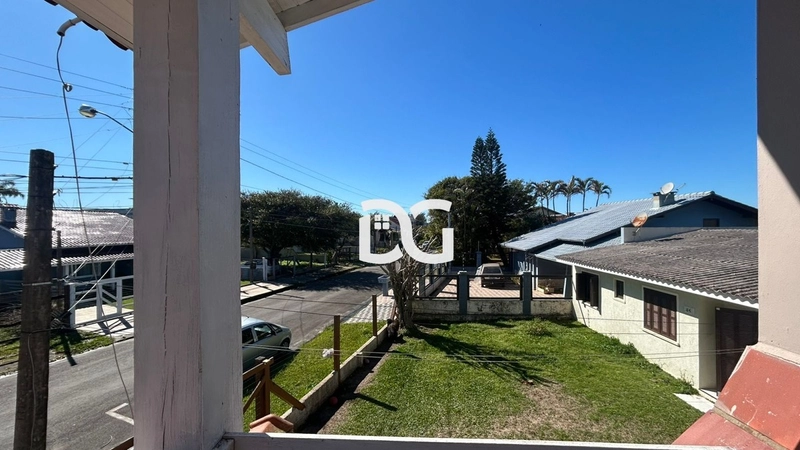Ampla casa composta por 5 dormitórios, sendo 1 suíte: 6ª foto da galeria de imagens do imóvel