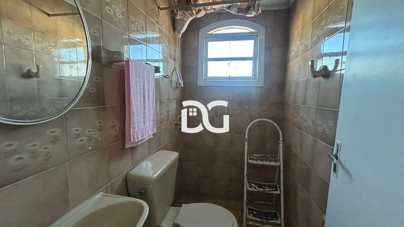 Ampla casa composta por 5 dormitórios, sendo 1 suíte: 21ª foto da galeria de imagens do imóvel