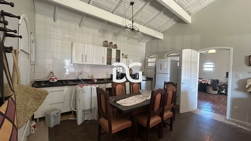Ampla casa composta por 5 dormitórios, sendo 1 suíte: 13ª foto da galeria de imagens do imóvel