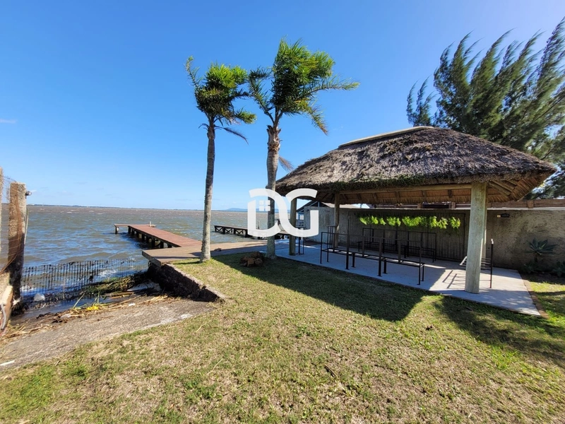 Casa deslumbrante com quiosque e deck a beira do rio: 16ª foto da galeria de imagens do imóvel