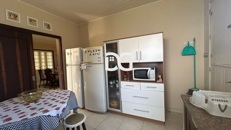 Casa ampla e bem distribuída, composta por 5 dormitórios: 13ª foto da galeria de imagens do imóvel