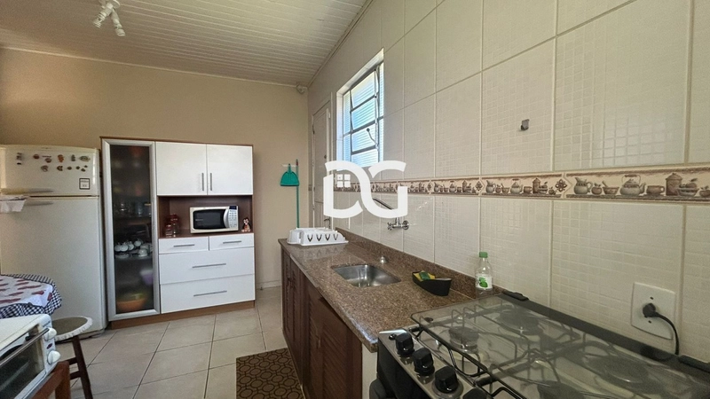 Casa ampla e bem distribuída, composta por 5 dormitórios: 15ª foto da galeria de imagens do imóvel