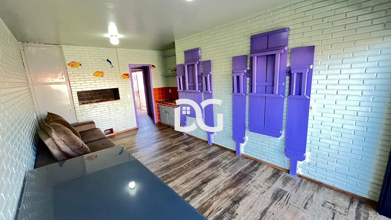 Casa aconchegante composta por 3 dormitórios, banheiro social e lavabo: 8ª foto da galeria de imagens do imóvel