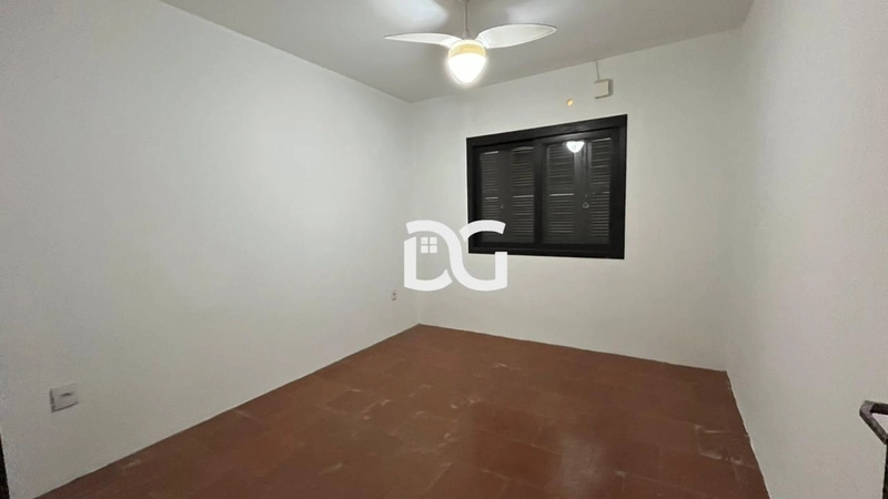 Casa 3 dormitorios: 18ª foto da galeria de imagens do imóvel