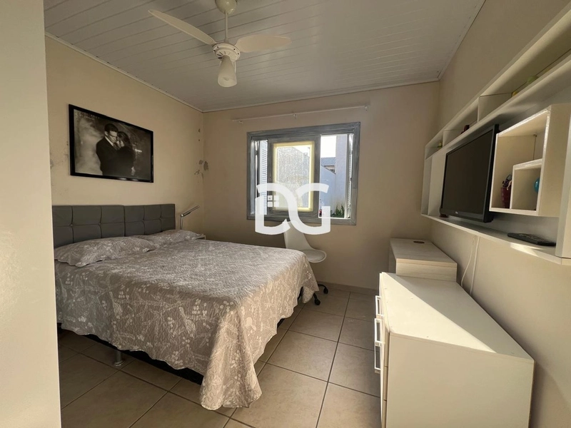 Excelente casa, ampla e bem localizada, ideal para quem busca conforto: 9ª foto da galeria de imagens do imóvel