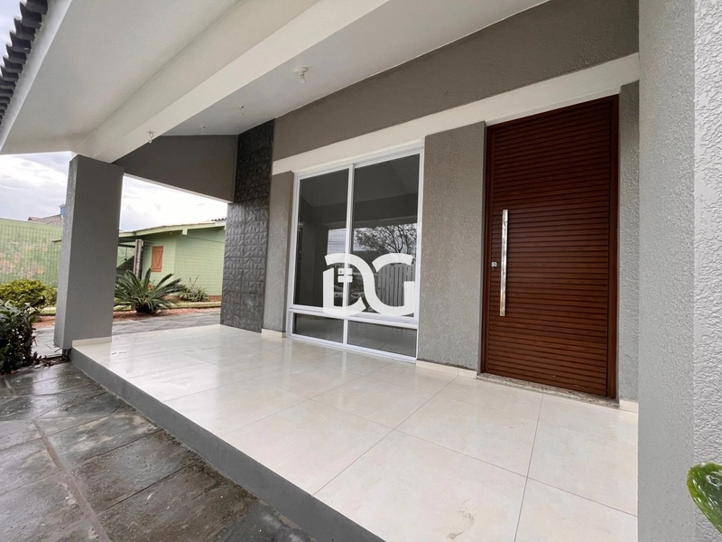 Encante-se com esta belíssima casa com vista eterna para o mar: 4ª foto da galeria de imagens do imóvel