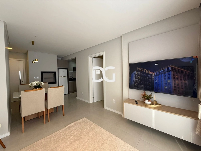 Apartamento mobiliado e decorado com excelente bom gosto: 8ª foto da galeria de imagens do imóvel