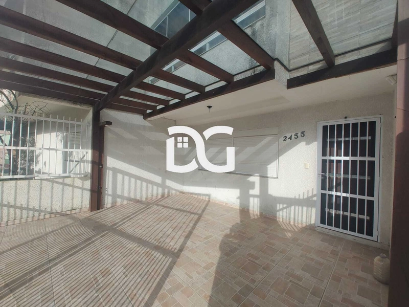 SOBRADO DUPLEX A PASSOS DO MAR EM TRAMANDAÍ: 3ª foto da galeria de imagens do imóvel