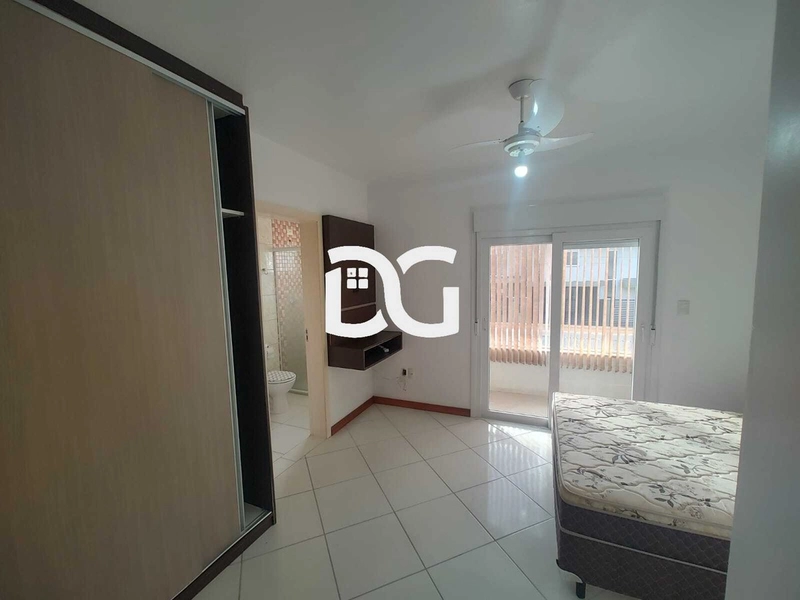SOBRADO DUPLEX A PASSOS DO MAR EM TRAMANDAÍ: 11ª foto da galeria de imagens do imóvel