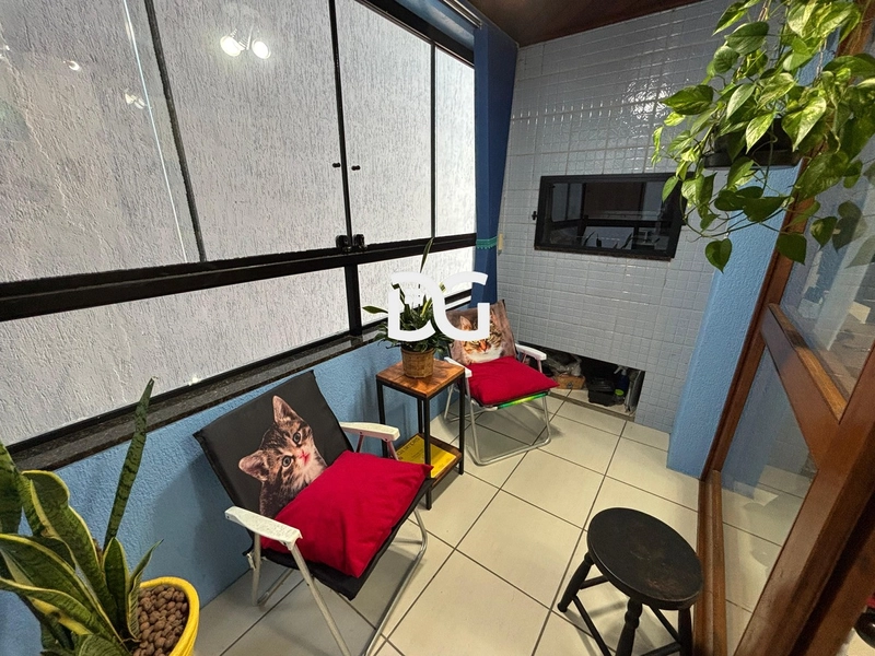 APARTAMENTO COM SACADA NO CENTRO DE TRAMANDAI: 5ª foto da galeria de imagens do imóvel
