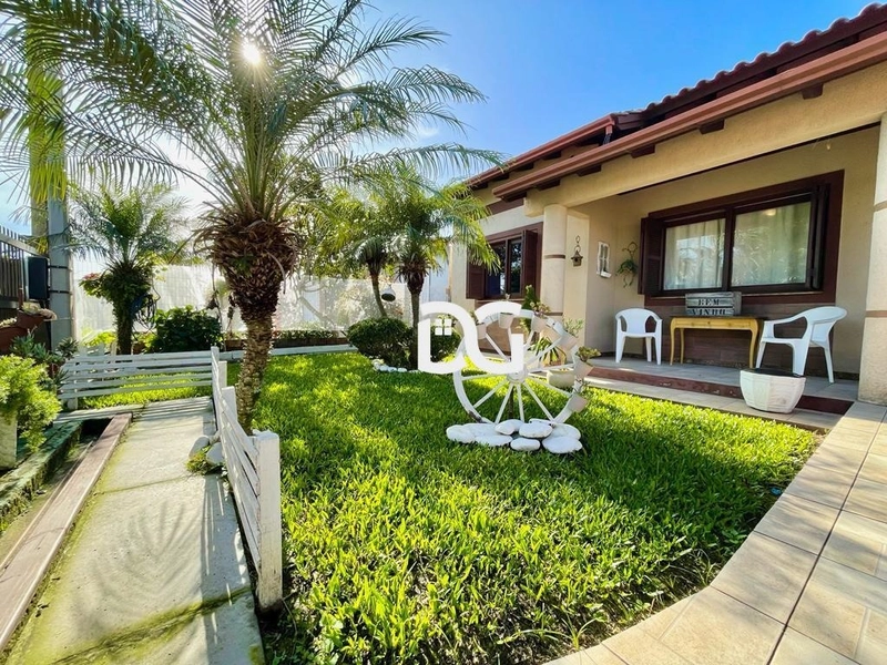 CASA A VENDA PRÓXIMO AO MERCADO STOK EM TRAMANDAÍ: 2ª foto da galeria de imagens do imóvel