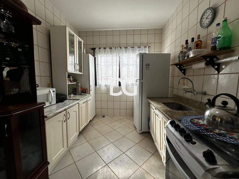 Lindo sobrado mobiliado, composto por 3 dormitórios a 1 quadra do mar: 12ª foto da galeria de imagens do imóvel