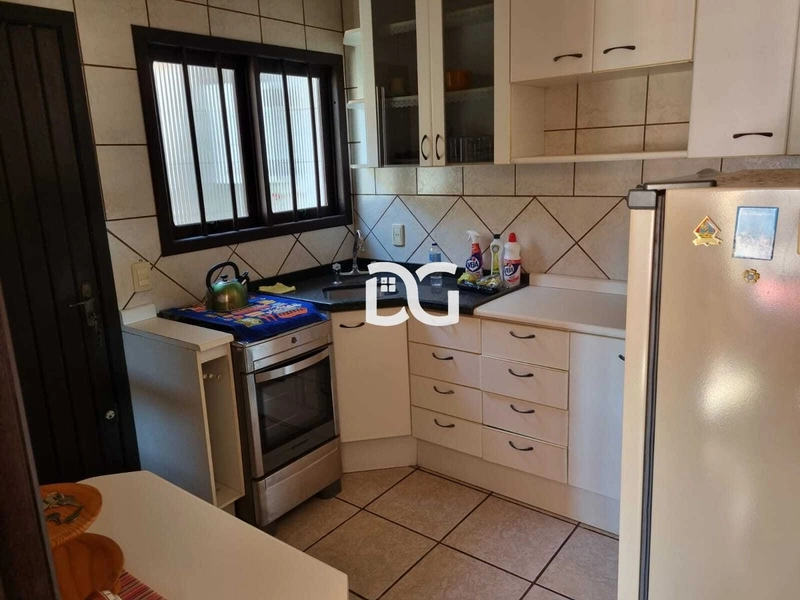 Sobrado composto por 2 dormitórios, sendo 1 suíte: 5ª foto da galeria de imagens do imóvel