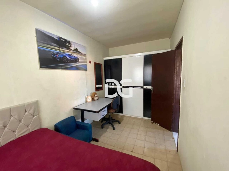 Ampla casa composta por quatro dormitórios proporcionando conforto: 14ª foto da galeria de imagens do imóvel