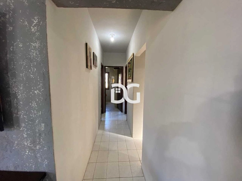 Ampla casa composta por quatro dormitórios proporcionando conforto: 12ª foto da galeria de imagens do imóvel