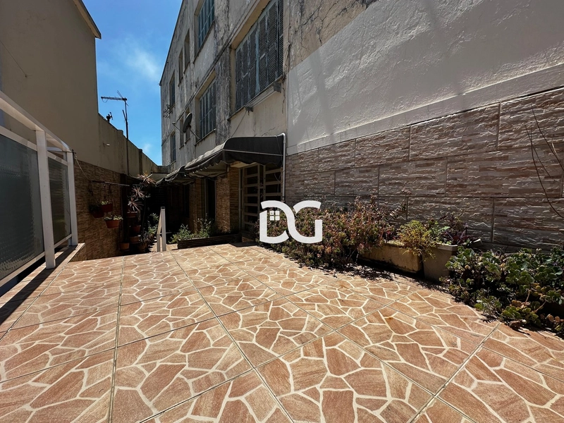 Apartamento localizado em avenida principal, oferecendo praticidade: 4ª foto da galeria de imagens do imóvel