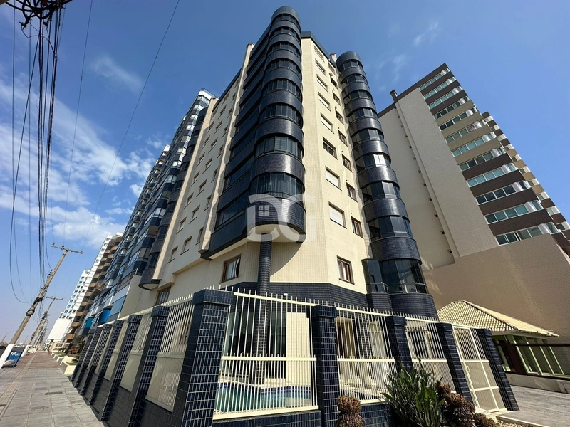 Apartamento com vista para o mar: 1ª foto da galeria de imagens do imóvel