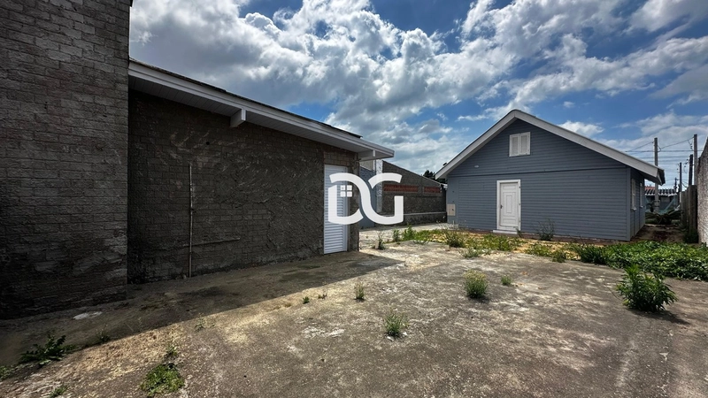 Casa com 3 dormitórios + anexo: 2ª foto da galeria de imagens do imóvel