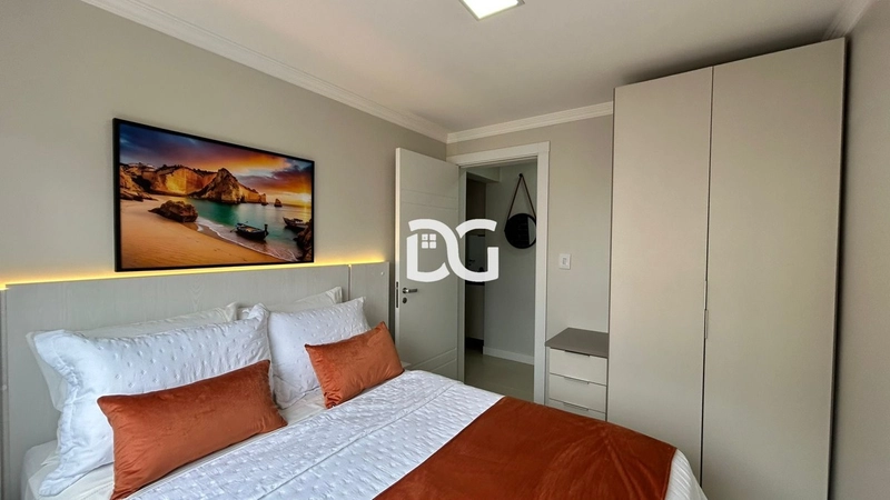 Lindo apartamento mobiliado e decorado a meia quadra do mar: 17ª foto da galeria de imagens do imóvel