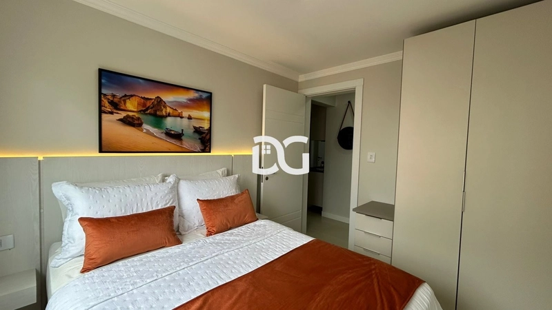 Lindo apartamento mobiliado e decorado a meia quadra do mar: 15ª foto da galeria de imagens do imóvel