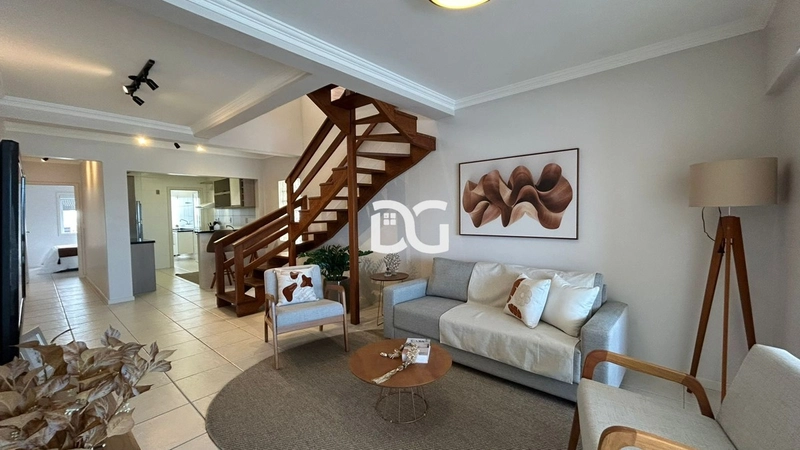 Cobertura duplex mobiliada e decorada com vista para o mar: 3ª foto da galeria de imagens do imóvel