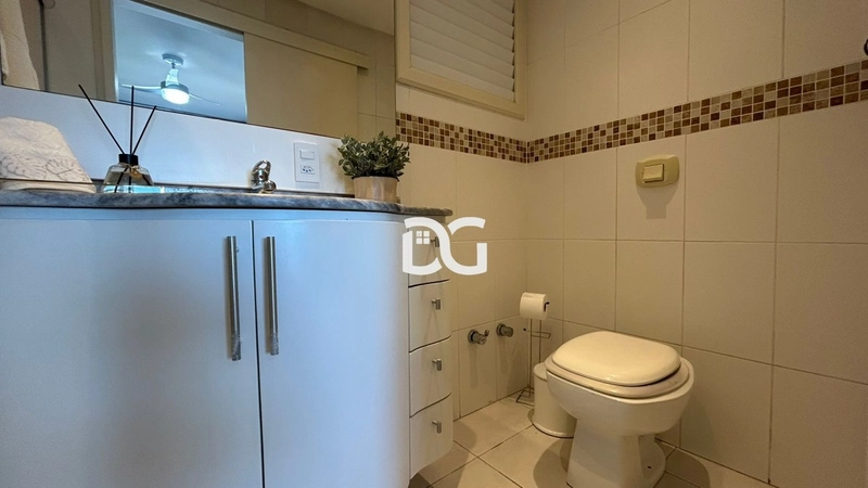 Cobertura duplex mobiliada e decorada com vista para o mar: 29ª foto da galeria de imagens do imóvel