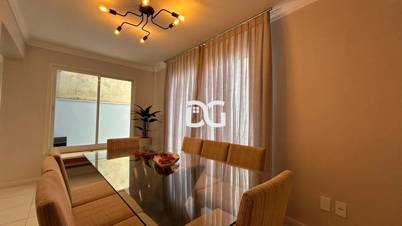 Cobertura duplex mobiliada e decorada com vista para o mar: 9ª foto da galeria de imagens do imóvel