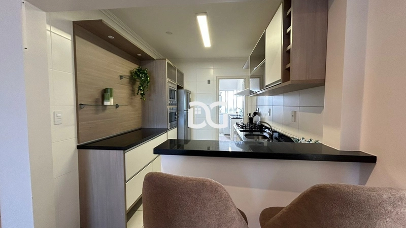 Cobertura duplex mobiliada e decorada com vista para o mar: 11ª foto da galeria de imagens do imóvel