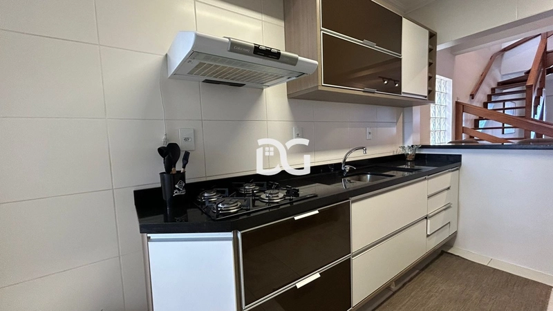 Cobertura duplex mobiliada e decorada com vista para o mar: 13ª foto da galeria de imagens do imóvel