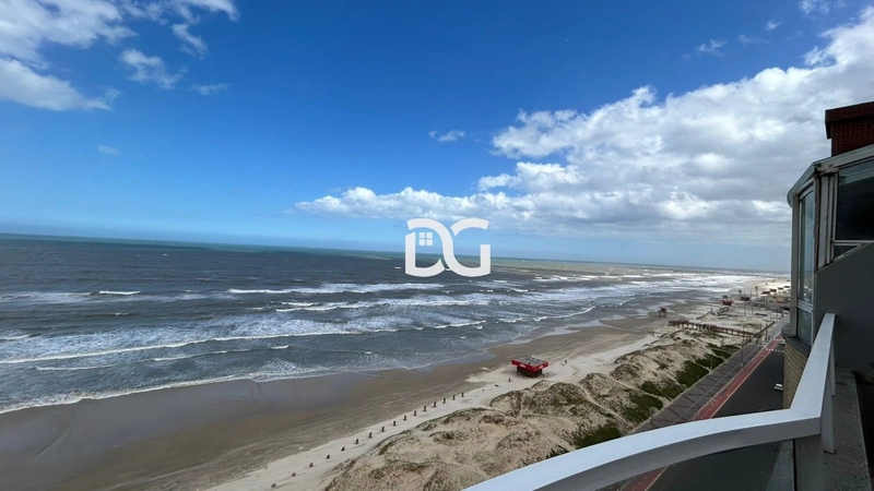 Cobertura duplex mobiliada e decorada com vista para o mar: 21ª foto da galeria de imagens do imóvel