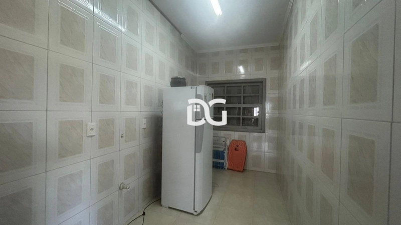 Casa composta por 3 dormitórios, sendo 1 suíte: 14ª foto da galeria de imagens do imóvel