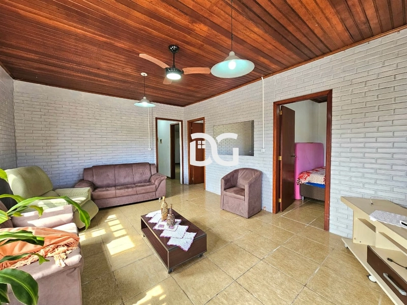 Casa composta de 3 dormitórios: 4ª foto da galeria de imagens do imóvel