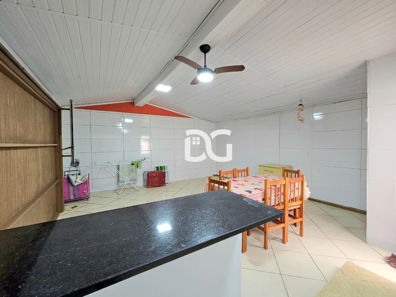 Casa composta de 3 dormitórios: 8ª foto da galeria de imagens do imóvel