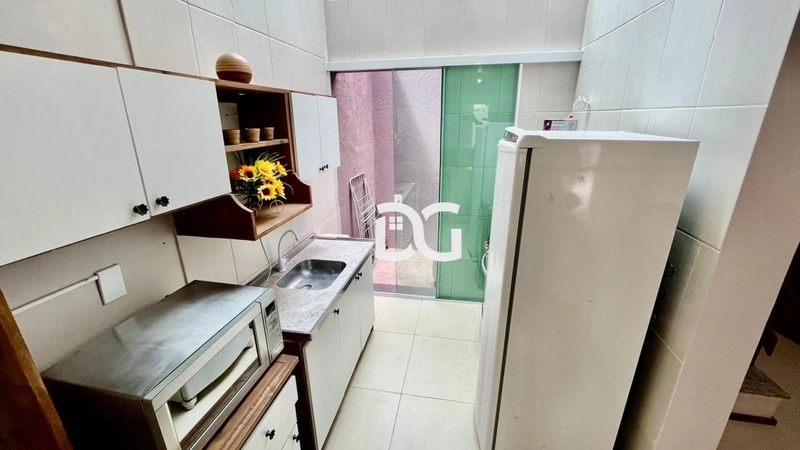 Duplex moderno e bem distribuído, composto por 2 suítes amplas: 5ª foto da galeria de imagens do imóvel