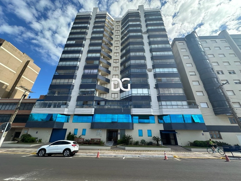 Elegante apartamento com vista eterna e deslumbrante para o mar: 1ª foto da galeria de imagens do imóvel