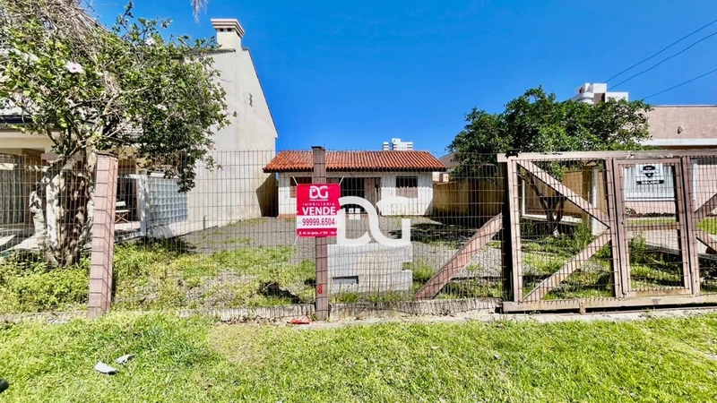 Terreno amplo medindo 12x25,8m, otima oportunidade para investir: 1ª foto da galeria de imagens do imóvel
