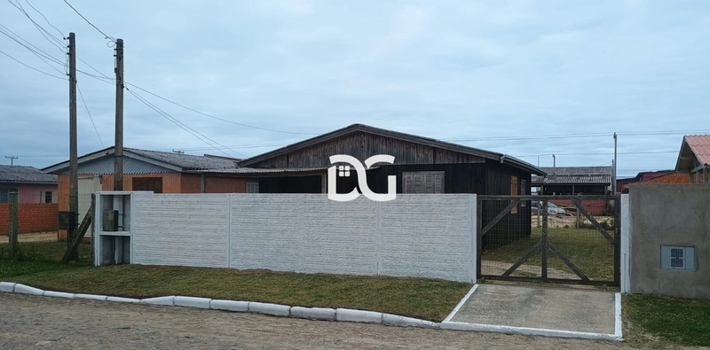 Terreno de 12x30, totalmente murado: 1ª foto da galeria de imagens do imóvel