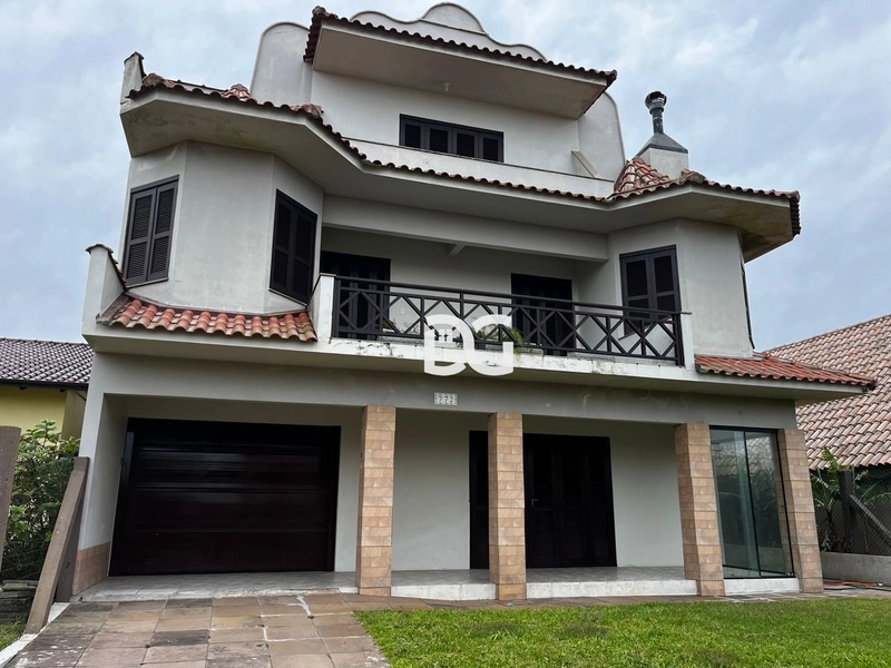 obrado amplo e muito bem localizado, próximo à plataforma: 1ª foto da galeria de imagens do imóvel