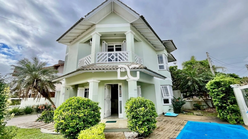 Sobrado amplo e confortável perfeito para quem busca conforto