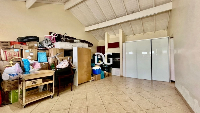 Sobrado amplo e confortável perfeito para quem busca conforto: 9ª foto da galeria de imagens do imóvel