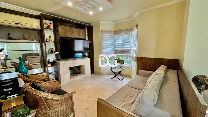 Sobrado amplo e confortável perfeito para quem busca conforto: 6ª foto da galeria de imagens do imóvel