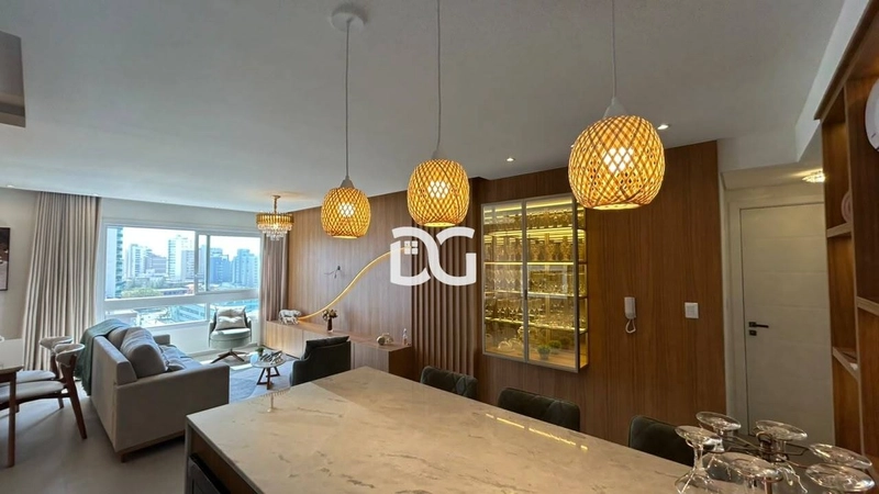 Luxuoso apartamento com vista para o mar: 9ª foto da galeria de imagens do imóvel