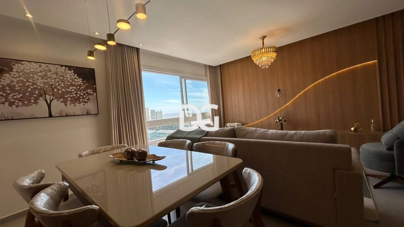Luxuoso apartamento com vista para o mar: 11ª foto da galeria de imagens do imóvel