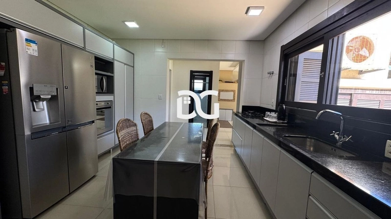 AMPLO SOBRADO JUNTO AO FORÚM DE TRAMANDAÍ: 17ª foto da galeria de imagens do imóvel