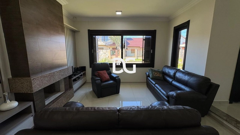 AMPLO SOBRADO JUNTO AO FORÚM DE TRAMANDAÍ: 10ª foto da galeria de imagens do imóvel